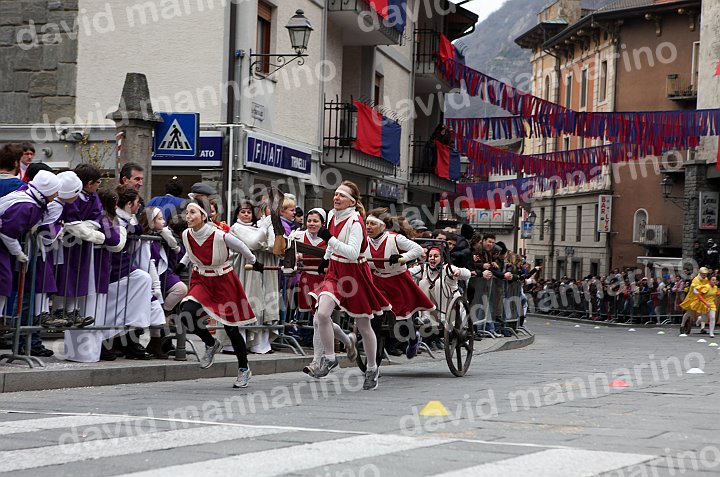 Gara delle Bighe 2011-7752.jpg